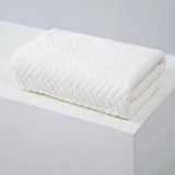 High quality thick coral velvet bath towels, soft and absorbent towels, sports beach towels for home and hotel use