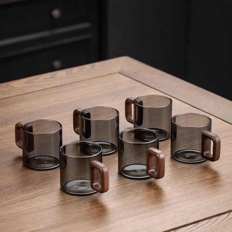 WalnutGrip Heat-Resistant Glass Tea Cup