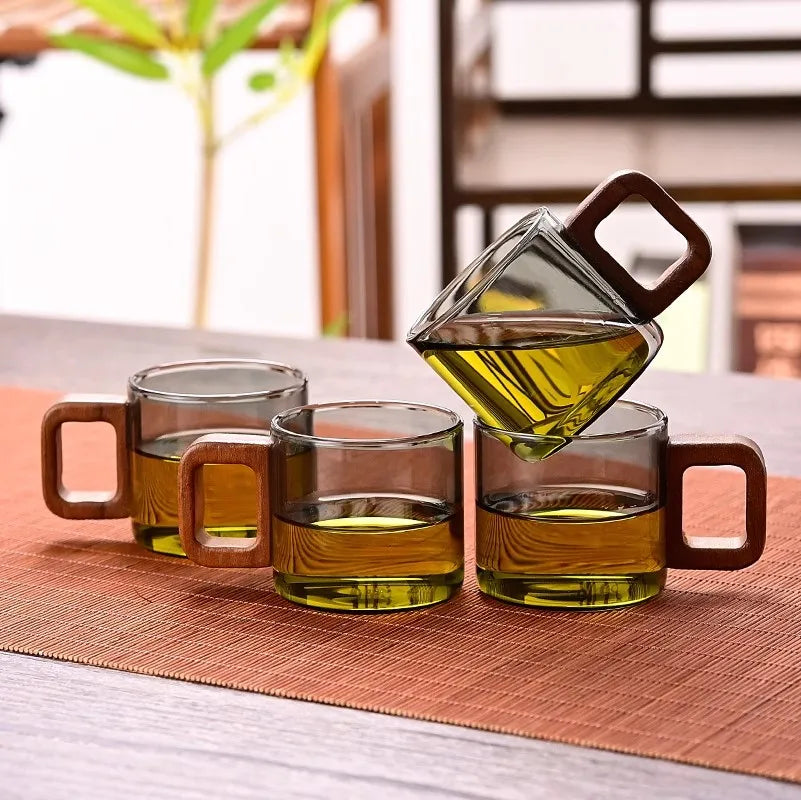 WalnutGrip Heat-Resistant Glass Tea Cup